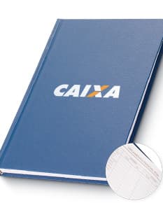 Agenda 2025 Cromato branca com detalhes em prata, com páginas organizadas por meses e semanas, e capa personalizável com elástico para fechamento.
