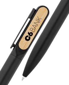Esferográfica em alumínio - Ferramenta de escrita elegante para uso no escritório, escola ou negócios. Feita em metal prateado de alta qualidade, esta caneta é perfeita para assinar documentos importantes e fazer anotações. Adquira já a sua!