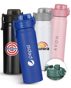 Garrafa térmica de 680ml em metal prateado, com tampa e design clean. Ideal para líquidos quentes ou frios.