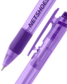 Caneta plástica - 14: ferramenta de escrita essencial para seu escritório ou escola. Feita com material durável e design clássico, ideal para assinar contratos, fazer anotações e desenhar. Adquira a sua hoje e garanta sucesso em seus negócios ou estudos!