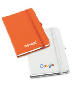 Moleskine 17x12 cm - 18: Caderno de couro preto perfeito para organização no escritório. Ideal para anotações, compromissos e lembretes, com espaço para guardar seus documentos e informações pessoais. Moderno e elegante, ideal para estudantes e profissionais de negócios. Aproveite a praticidade e estilo do Moleskine para potencializar sua produtividade!