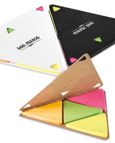 Bloco de Notas Adesivas Post-it: fácil de usar, prático e funcional para o seu dia a dia. Ideal para organizar tarefas, anotações e lembretes. Nunca mais esqueça de nada! Com design moderno e disponível em diversas cores. Perfeito para escritórios, estudos e tarefas domésticas. Não perca mais tempo, garanta já o seu.
