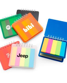 Bloco de anotações com autoadesivos para organizar sua rotina de forma prática e eficiente. Ideal para uso no trabalho, estudos ou em casa. Mantenha seus pensamentos e tarefas sempre à mão com este item versátil e indispensável. Compre agora e facilite sua vida!