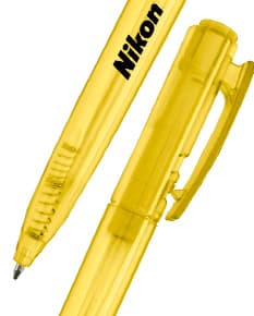 Caneta Plástica Translúcida - Ideal para escrita e desenho, essa caneta é perfeita para escritório, escola ou uso pessoal. Com design colorido e ponta precisa, é a ferramenta ideal para trabalhos criativos. Adquira a sua já!