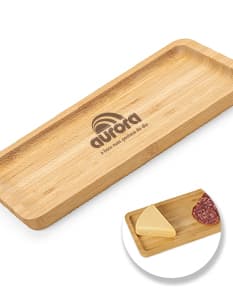 Petisqueira de bambu 26 x 13, ideal para servir seus petiscos favoritos com estilo e praticidade. Feita em bambu de alta qualidade, é perfeita para um lanche saudável e delicioso. Adicione um toque de rusticidade e elegância à sua mesa com esse utensílio versátil e charmoso. Compre já a sua!