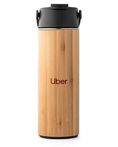 O squeeze de bambu é a escolha ideal para quem busca praticidade e durabilidade. Feito em bambu, um material sustentável e resistente, é perfeito para levar sua bebida favorita para onde quer que vá. Leve, resistente e ecologicamente correto, esse squeeze é a opção perfeita para manter-se hidratado durante o dia a dia. Escolha o melhor para o seu corpo e para o planeta. Adquira já o seu squeeze de bambu e faça a diferença!