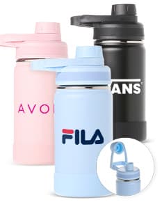 Garrafa térmica de 350ml transparente com tampa amarela, ideal para armazenar líquidos como água, sucos, chás ou café. Adapta-se facilmente a qualquer ambiente, seja em casa, no trabalho, na academia ou em viagens. A garrafa térmica mantém a temperatura da bebida por mais tempo, garantindo uma experiência de consumo agradável e saudável.