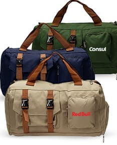 Mala Oxford 23L em couro preto, moderna e elegante, com alça de mão e alça para as costas, ideal para viagens e estilo casual. Possui zíper, bolso, compartimento interno, fechadura e fecho de fivela. Perfeita para transporte de bagagem e acessórios pessoais, trazendo praticidade e sofisticação para suas aventuras e negócios.