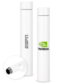Garrafa de aço inoxidável de 250ml com design moderno e metálico. Equipamento de higiene com dispenser de sabonete líquido, ideal para armazenar e dispensar produtos de cuidado pessoal. Refletindo a tecnologia digital, o recipiente possui um botão cromado e símbolos gráficos em sua superfície.